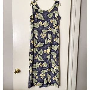 HAPUA Authentic Hawaiian Dress with Back Slit - Size M